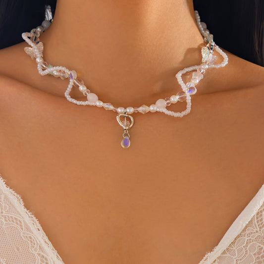 Collar con colgante dulce minimalista de corazón y formas geométricas con cuentas acrílicas, detalles de diamantes de imitación y acabado esmaltado para mujer