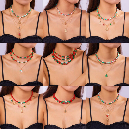 Collana di perline in argilla polimerica a tema natalizio con ciondolo a forma di fiocco di neve e Babbo Natale di forma geometrica, girocollo in lega e catena O-ring galvanizzata per donne