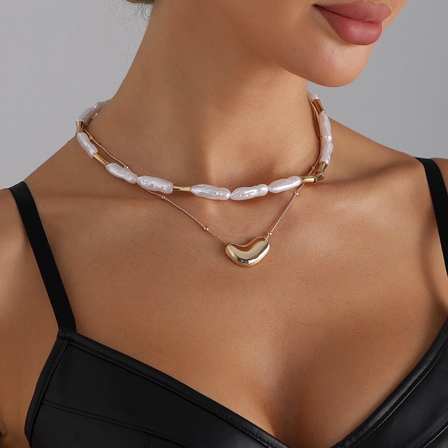 Minimalist Geometric Heart Alloy Plated Necklace with Pearl Accents for Women