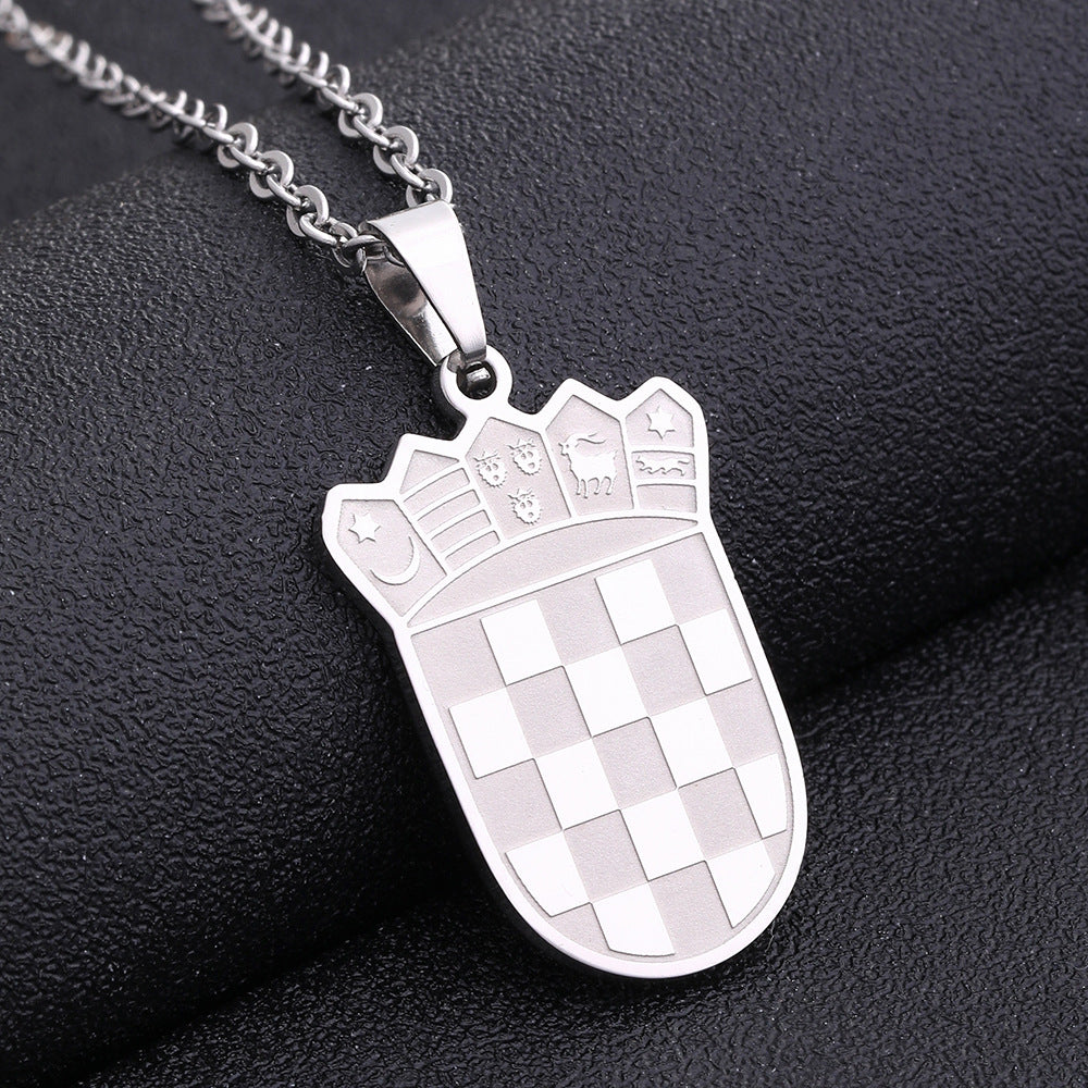 Collana con ciondolo geometrico in acciaio inossidabile con charm in acciaio al titanio e finitura placcata per moda casual unisex