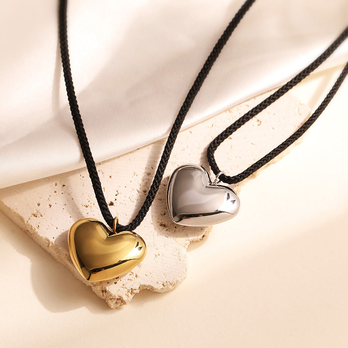 Minimalist 18K Gold Plated Titanium Steel Heart Pendant Necklace for Women