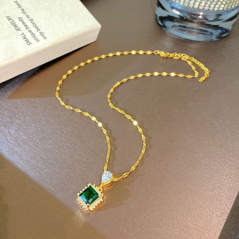 Vintage Sweet Square Geometric Cubic Zirconia Plated Titanium Steel Necklace with Brass Pendant Cable Chain Unisex