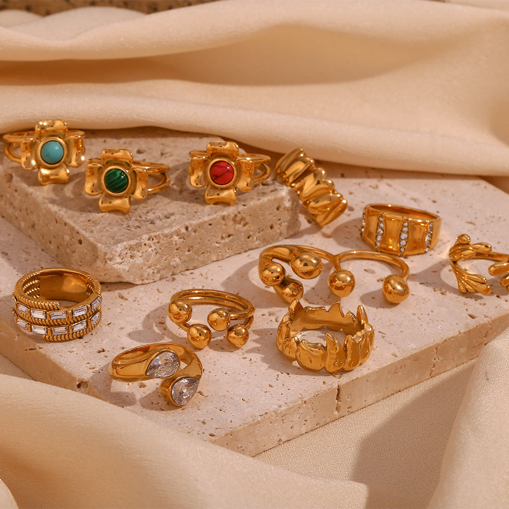 Vintage-Inspired Geometric Stainless Steel Ring with 18K Gold Plating and Micro-Pave Heart Flower Design for Women