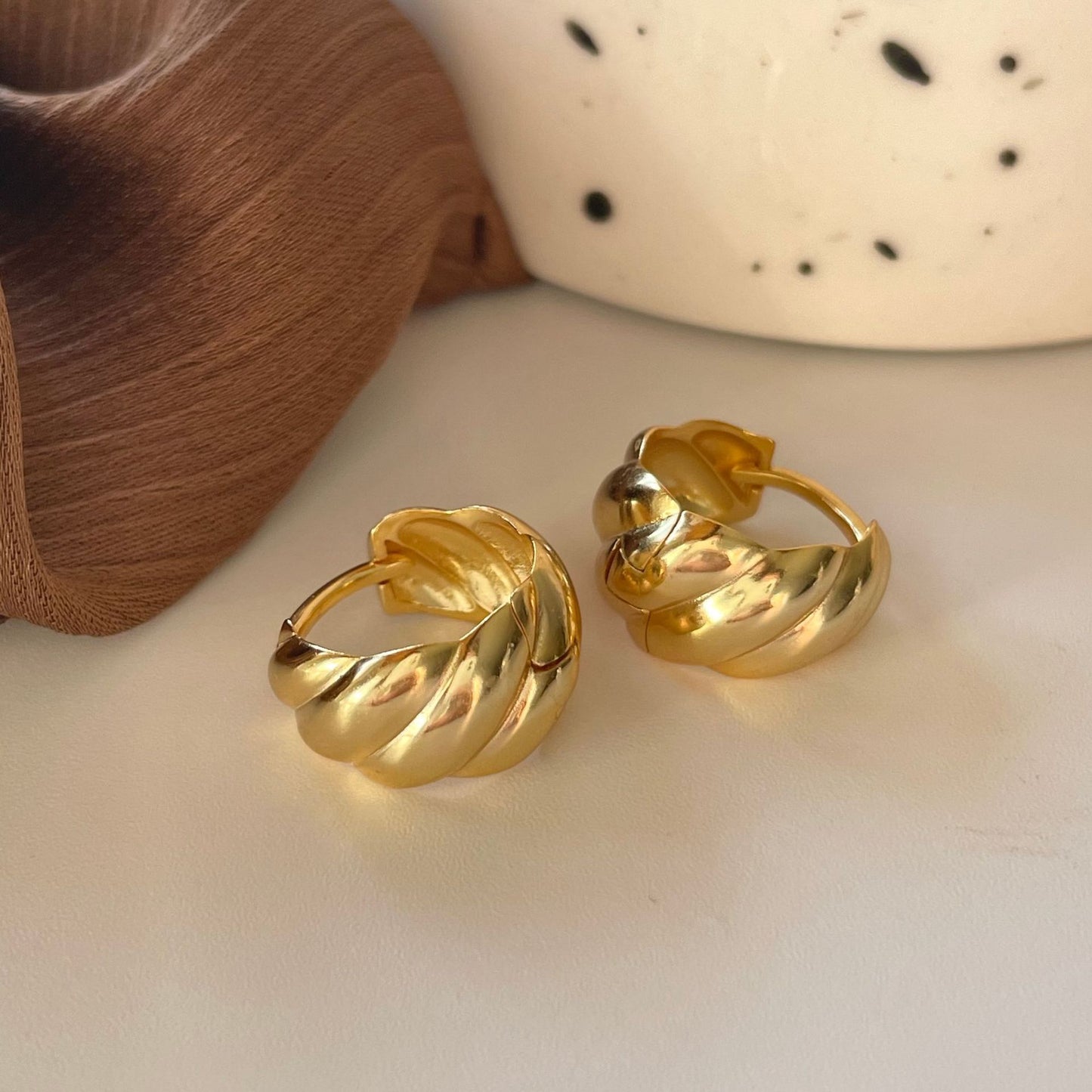 Minimalist Sweet 925 Sterling Silver Plated Geometric Wave Earrings for Women