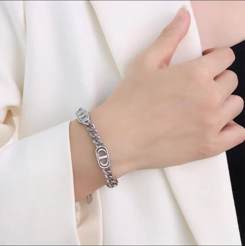 Minimalist Hip Hop Titanium Steel Cuban Link Bracelet with Gold Plating for Women