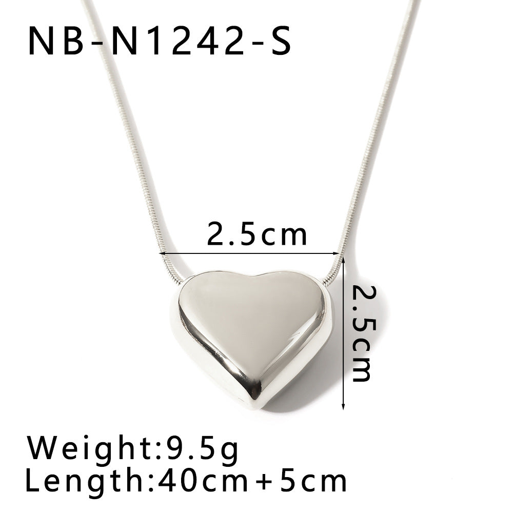 Minimalist 3D Heart-Shaped Titanium Steel Pendant Necklace with 18K Vacuum Plated Finish on O-Chain for Women
