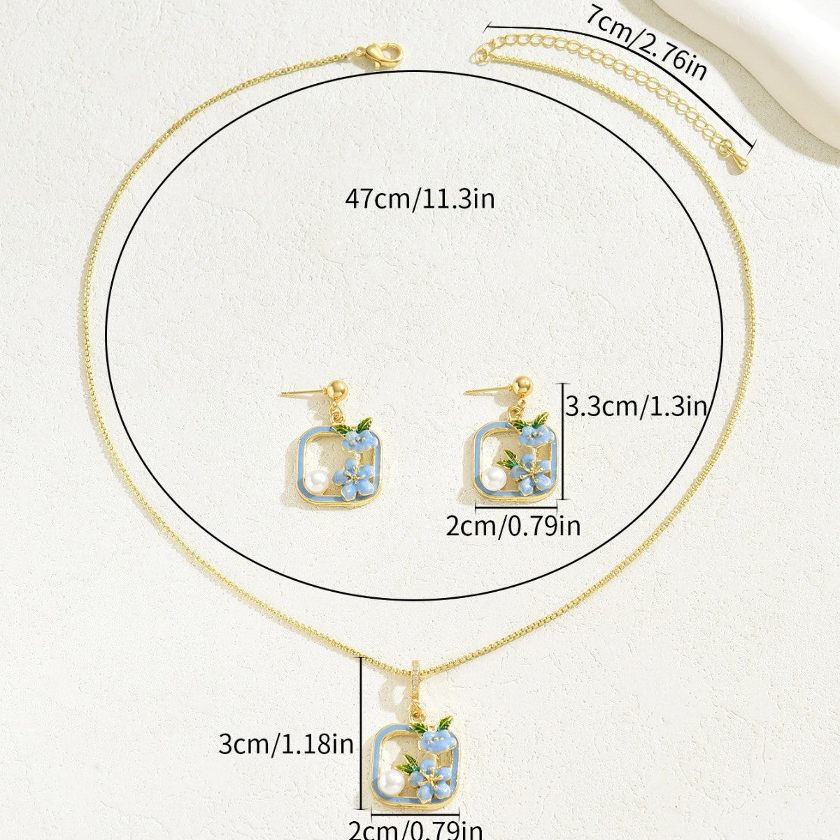 Completo di collana e orecchini floreali alla moda da donna con finitura smaltata e intarsi in perla in rame