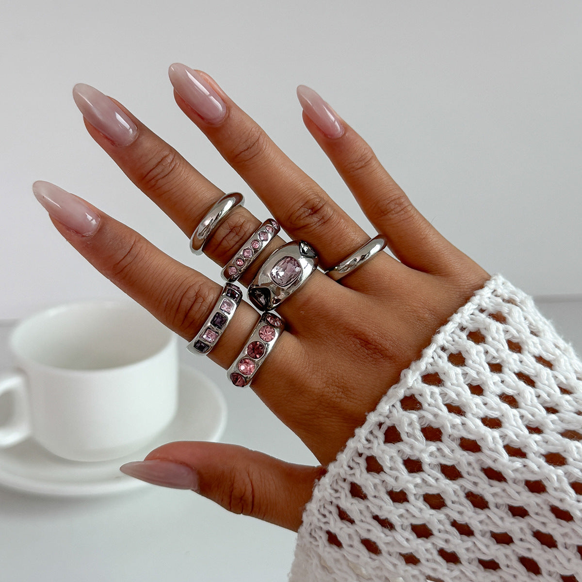 Vintage Elegant Geometric Hollow Rhinestone Inlay Alloy Plated Ring Set for Women