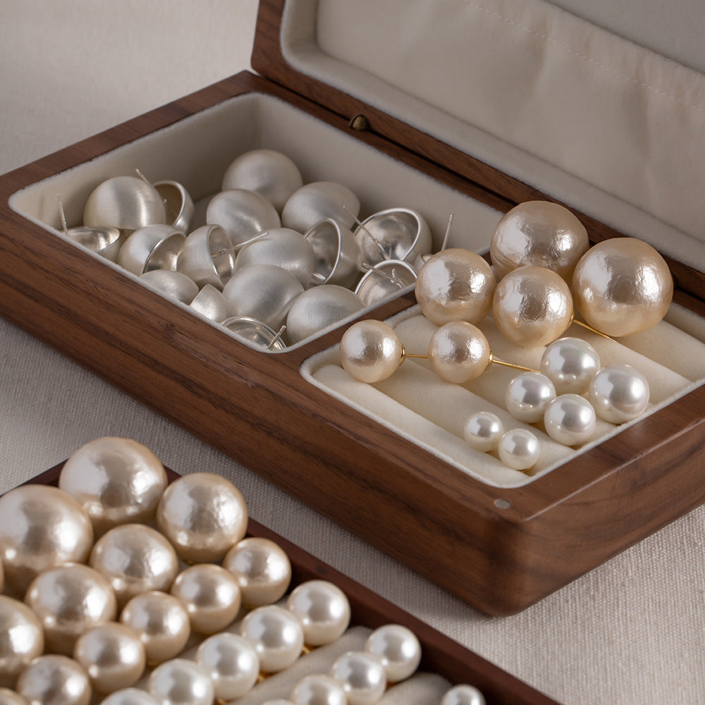 Retro Brushed Gold-Tone Stainless Steel Geometric Stud Earrings for Women with Genuine Pearl Inlay