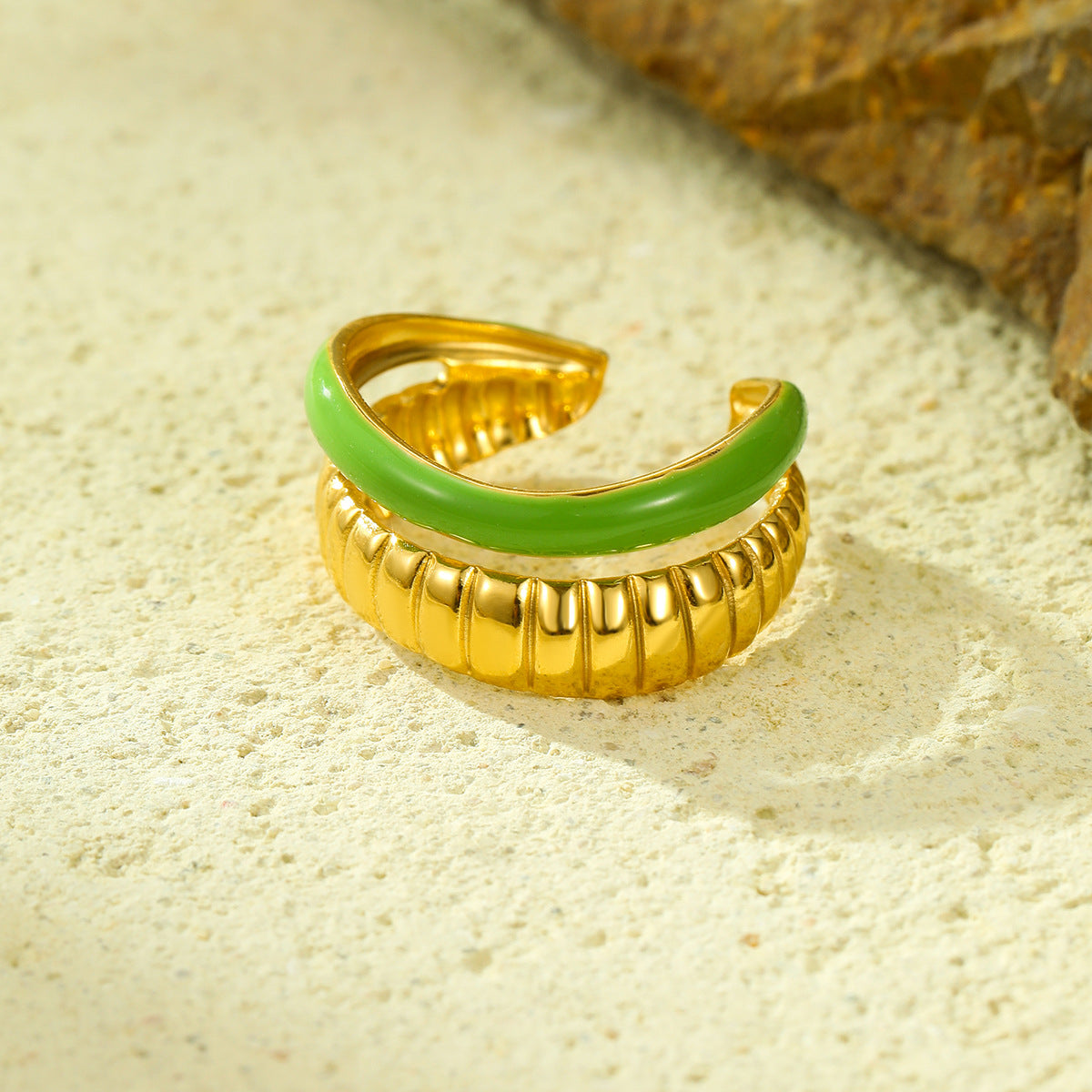 Anello da donna in acciaio inossidabile placcato oro 18 carati con doppia striscia smaltata verde, stile Fashion OL