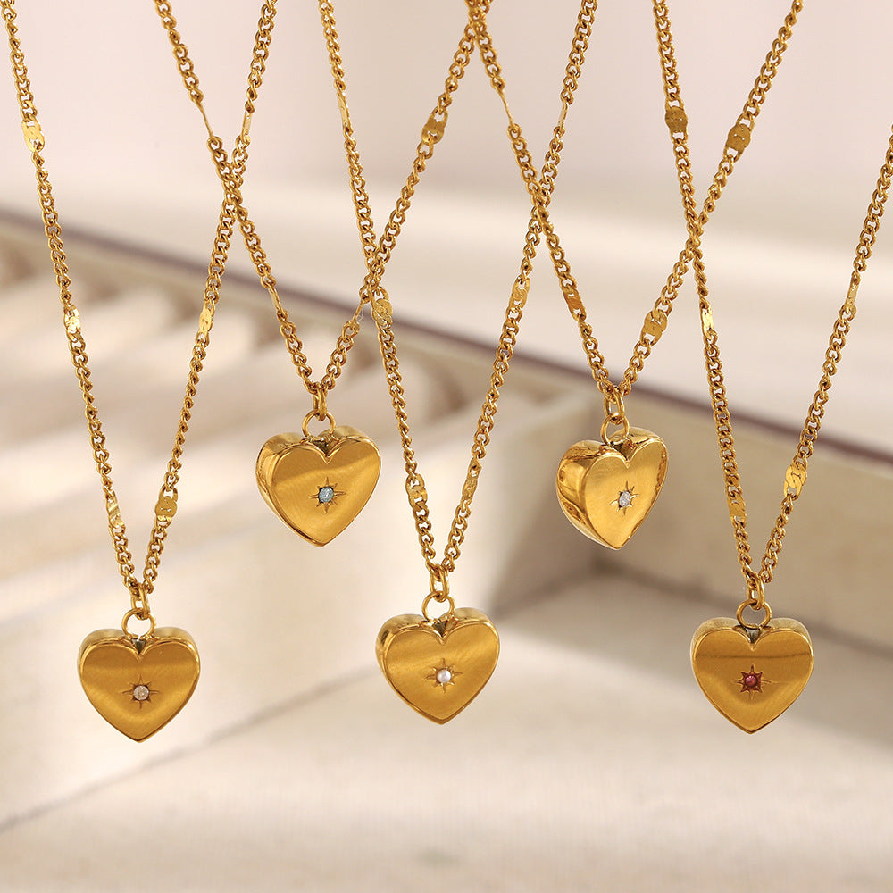 Collar Minimalista de Acero Inoxidable en Forma de Corazón con Baño de Oro de 18K y Detalles de Mini Circonitas para Mujer
