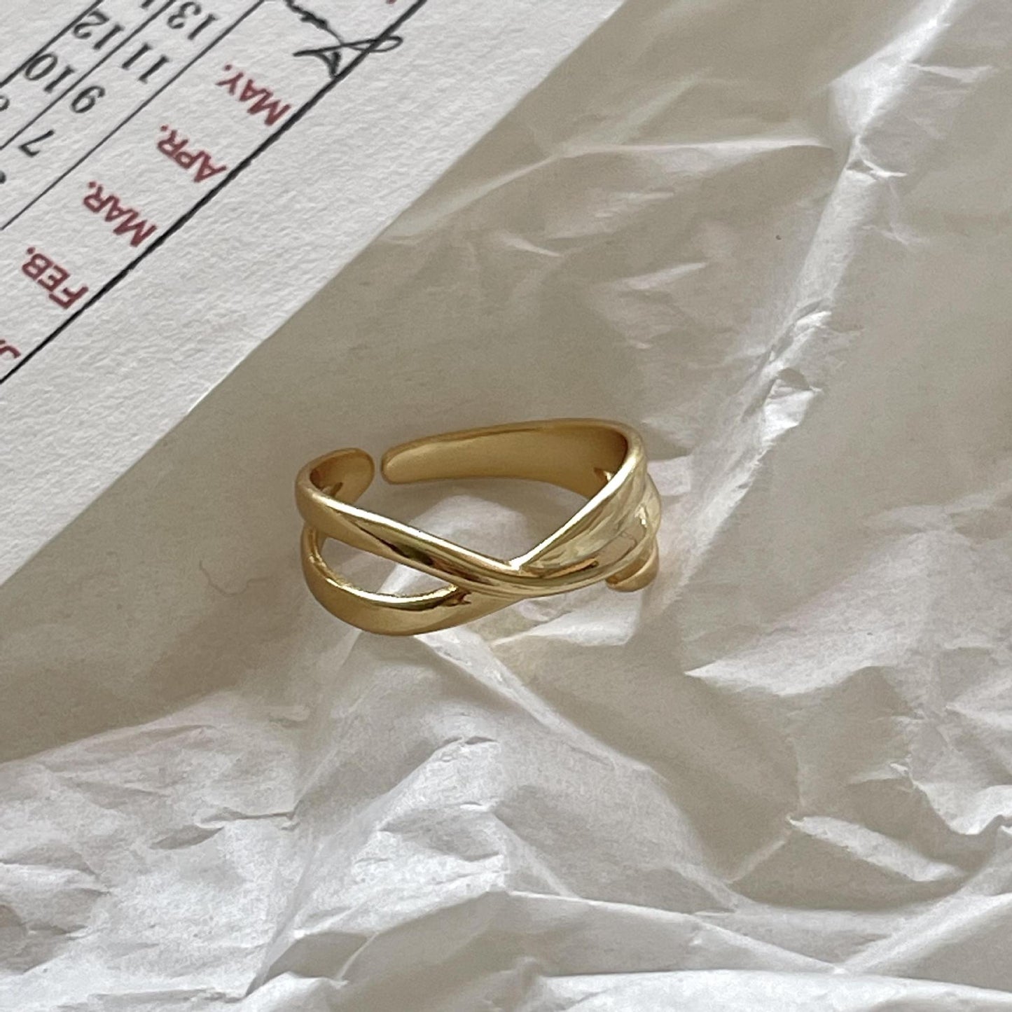 Anello da donna minimalista placcato in argento sterling 925 con linea incrociata geometrica