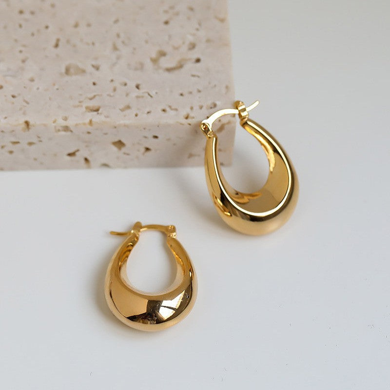Orecchini a perno geometrici minimalisti in metallo con finitura placcata da donna, gioielli per l'orecchio lussuosi, alla moda e versatili per tutti i giorni