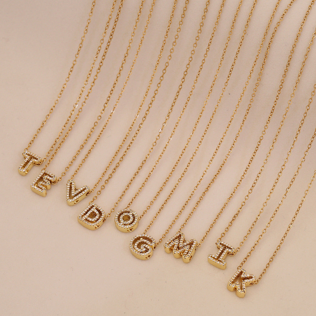Minimalist Letter-Shaped Stainless Steel Pendant Necklace for Women with Versatile Clavicle Design