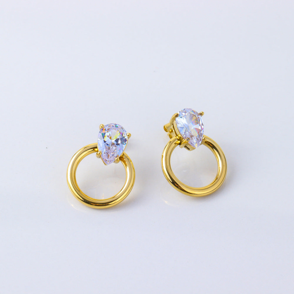 Orecchini alla moda in acciaio inossidabile a forma di goccia con placcatura sottovuoto in oro 18 carati e accenti in zirconia