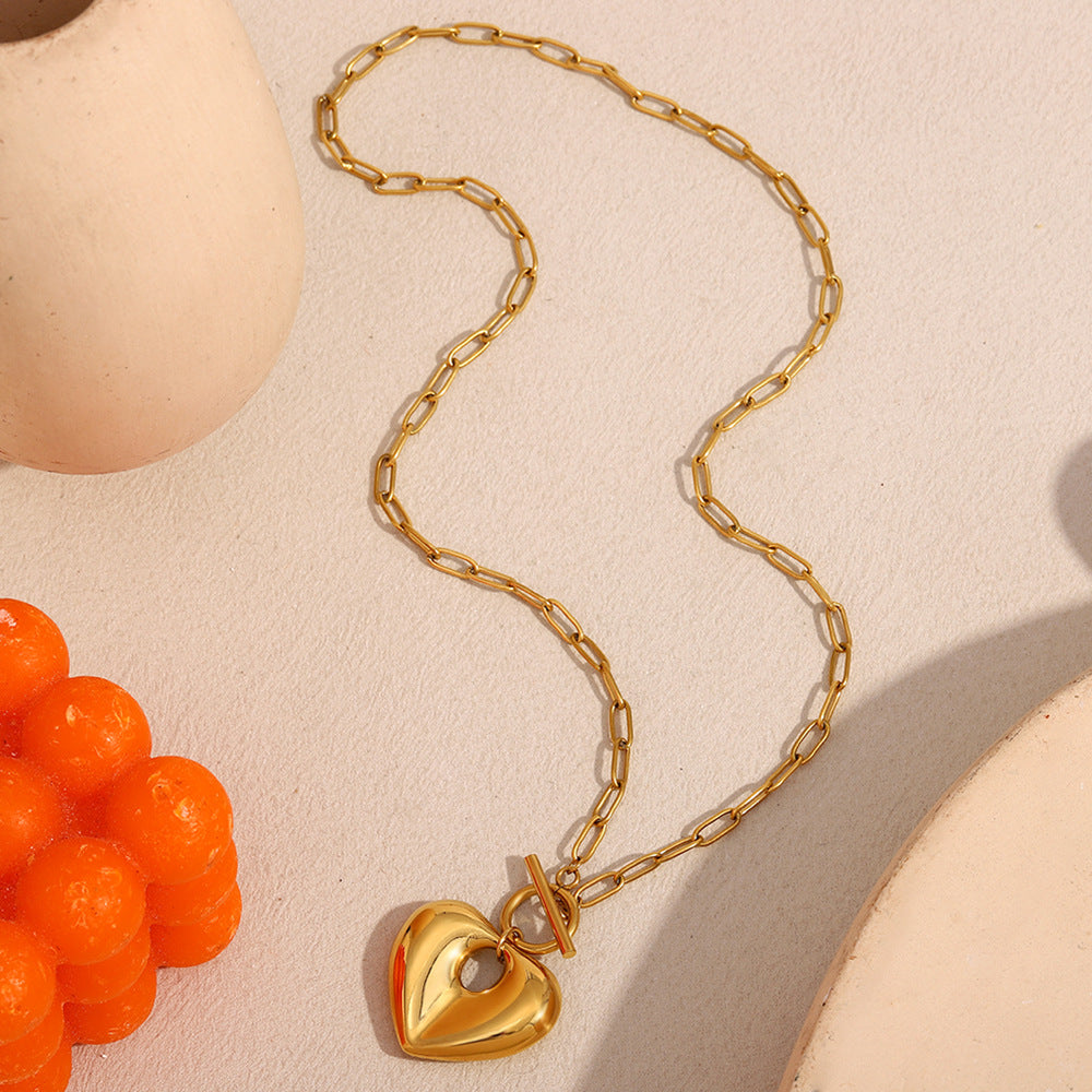 Collana con Pendente a Cuore Cavo Minimalista Vintage per Donna in Acciaio Inossidabile Placcato Oro 18K