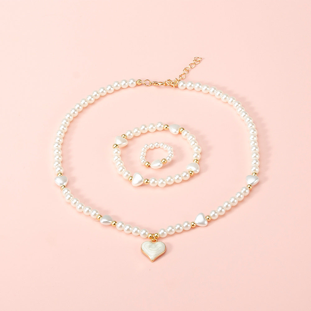 Set collana Sweet a forma di cuore con perle finte per bambine con catena di perline rotonde e ciondolo in lega