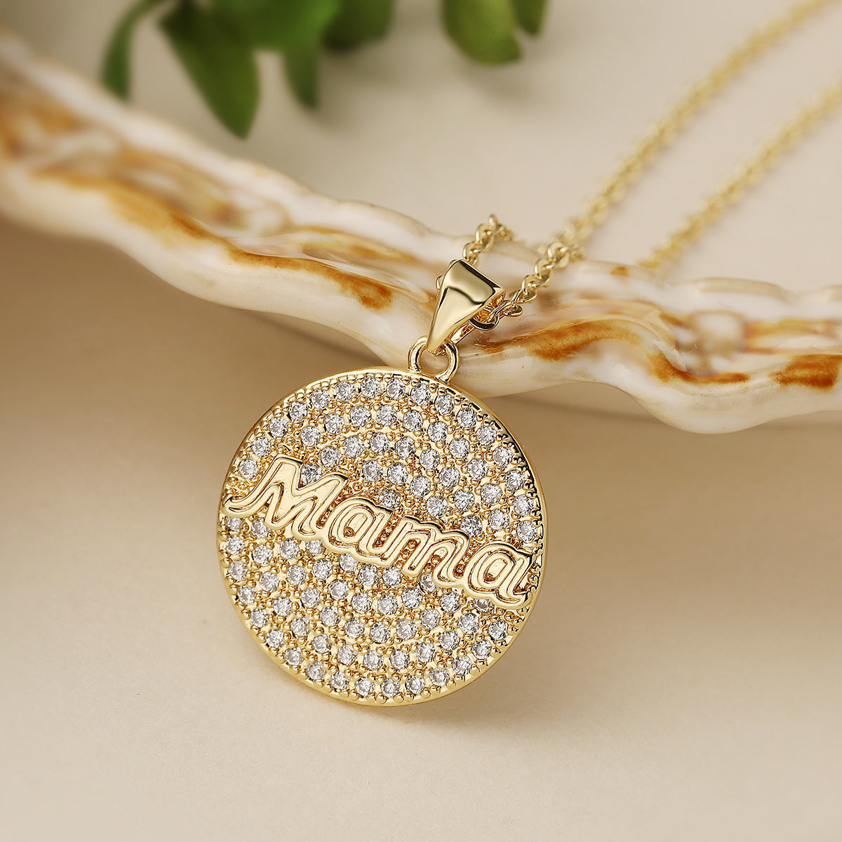 Minimalist Elegant 18K Gold Plated Brass Round Letter MAMA Cubic Zirconia Pendant Necklace for Women