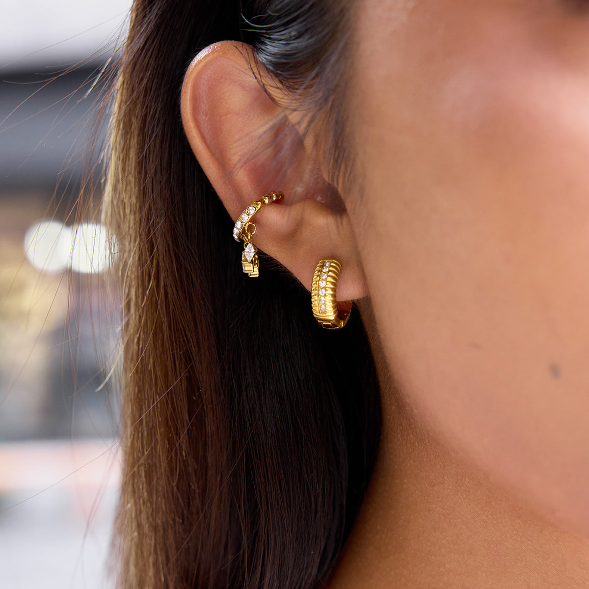 Orecchini a clip in acciaio inossidabile ipoallergenici da donna, con zirconi, geometrici e minimalisti, in acciaio al titanio
