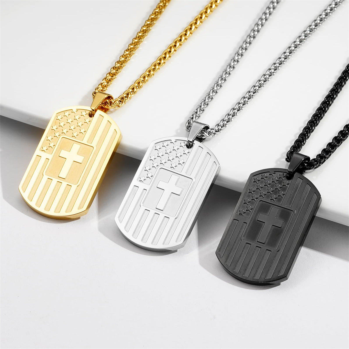 Collana con pendente a croce in acciaio inossidabile lucidato e acciaio al titanio con forma geometrica per uso quotidiano