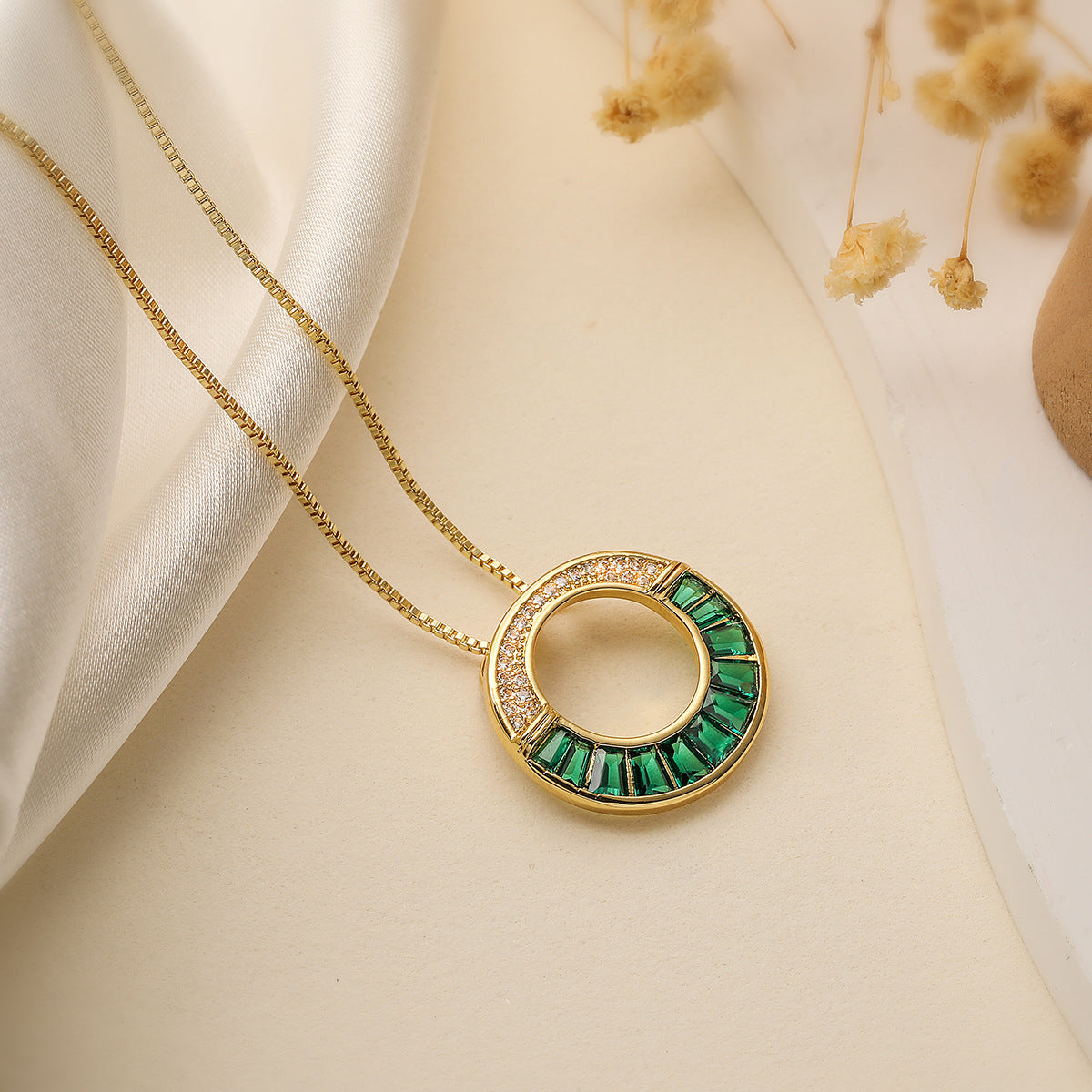 Minimalist Luxe Hollow Circle Pendant Necklace for Women Made of Brass with 18K Gold Plating and Zircon Inlay