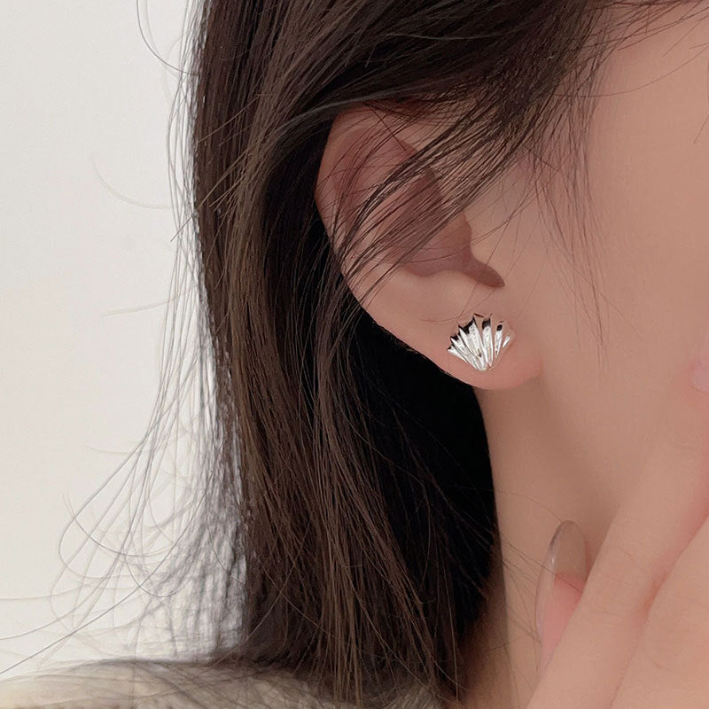 Minimalist Korean Style 925 Sterling Silver Geometric Letter Stud Earrings with Plated Finish
