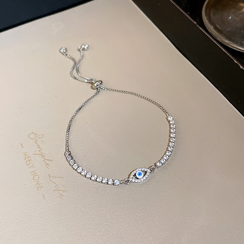 Elegant Luxury Oval Cubic Zirconia Inlaid Brass Bracelet for Women