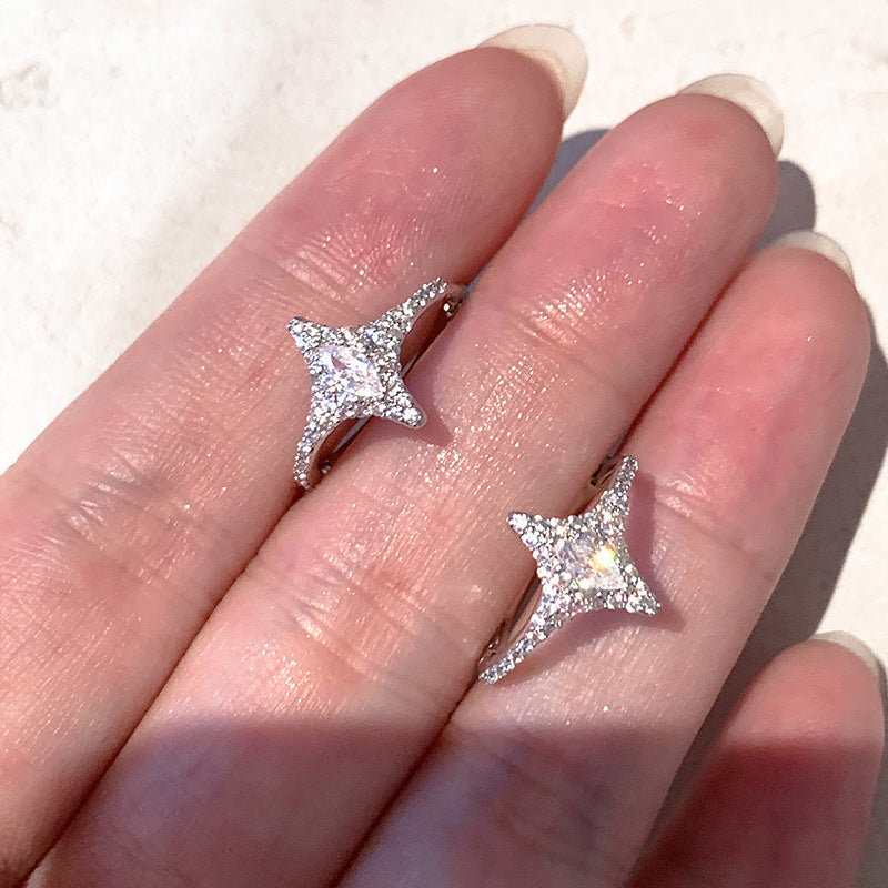 Orecchini a perno da donna a stella in zirconi geometrici minimalisti in rame con perni in acciaio
