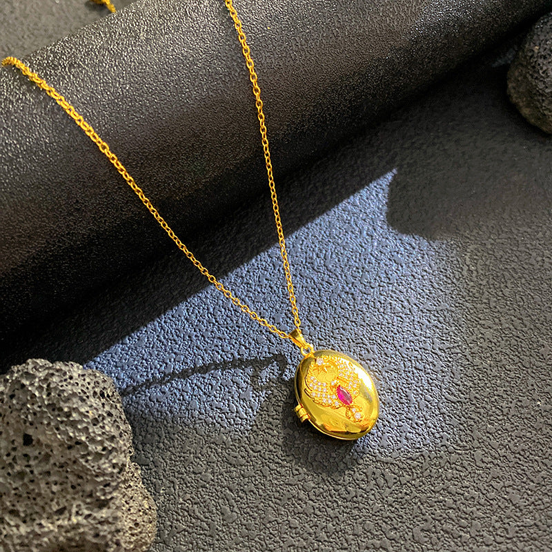 Vintage Micro-Paved Cubic Zirconia Crown Heart Star Geometric Brass Pendant Titanium Steel Box Chain Necklace for Unisex