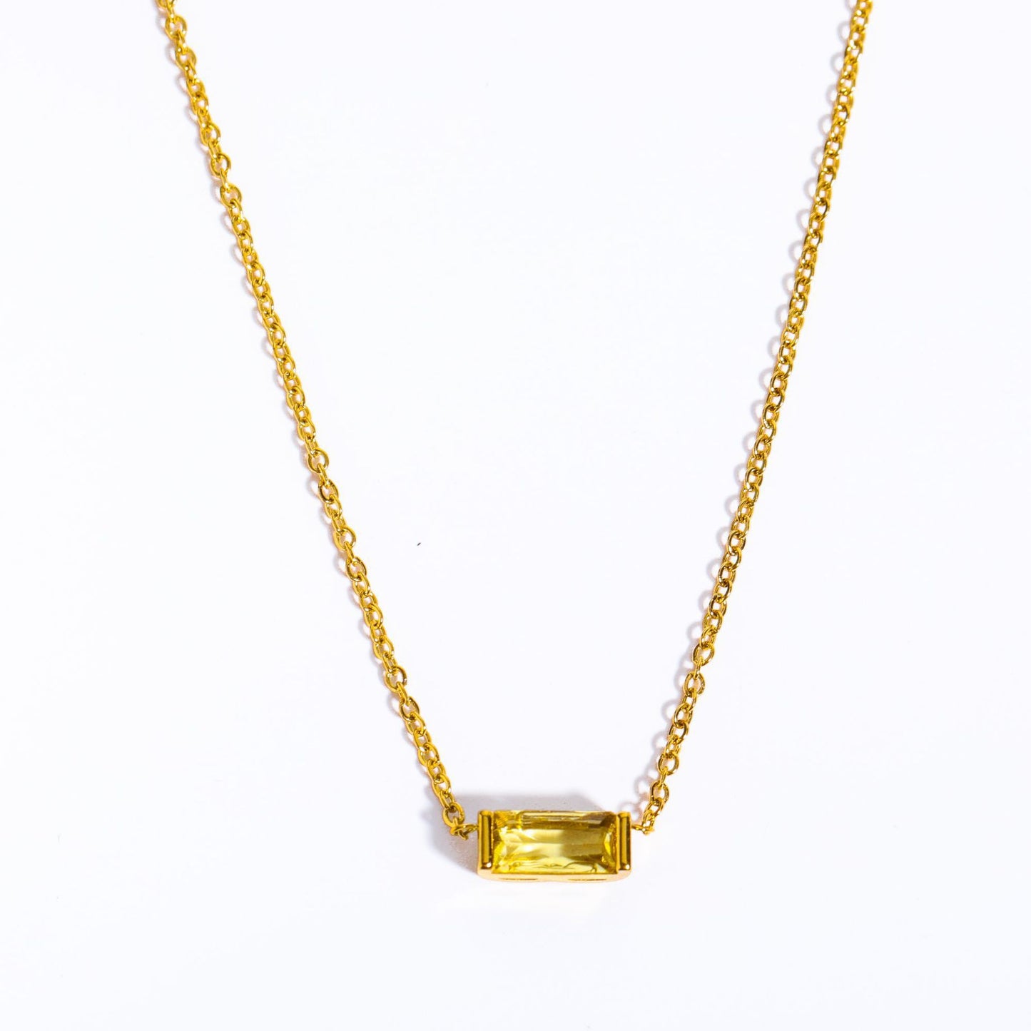 Collana Geometrica Placcata in Acciaio al Titanio con Zirconia Cubica Pietra Portafortuna Unisex