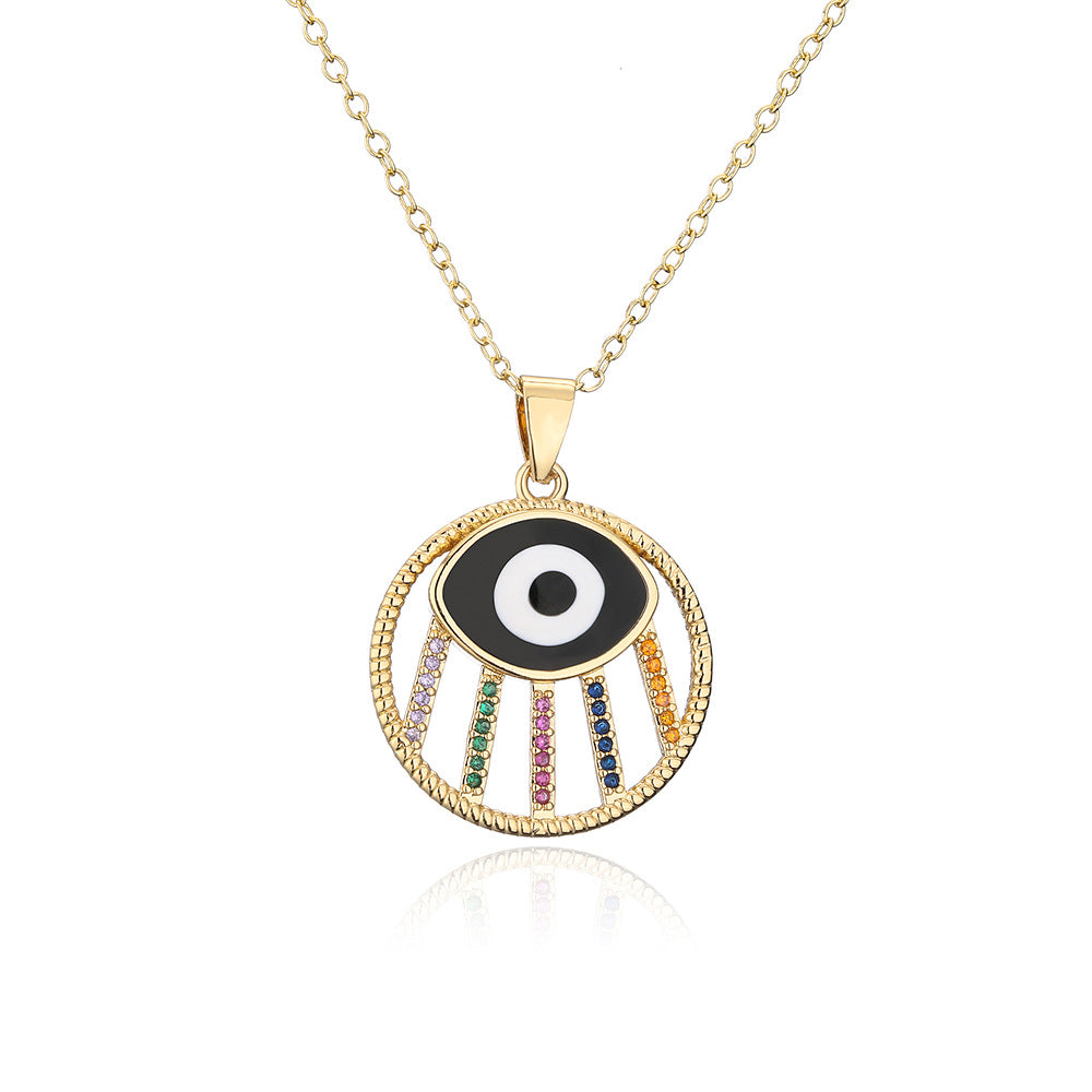 Collana pendente con occhio geometrico minimalista in ottone con finitura smaltata e zirconi micro-pavé