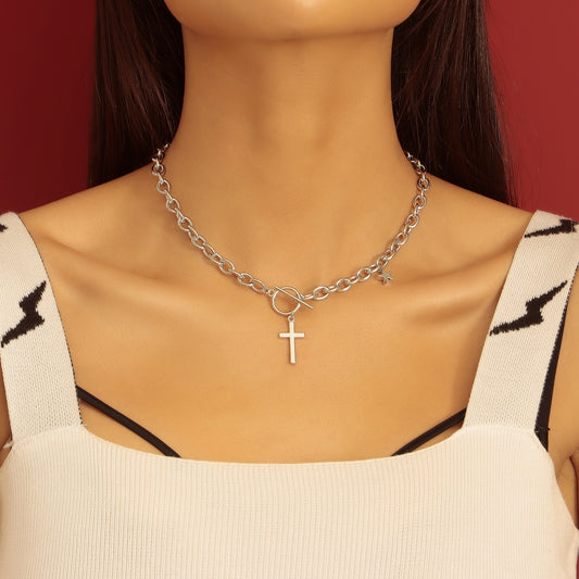 Collar con colgante geométrico retro de aleación con acabado galvanizado para mujer