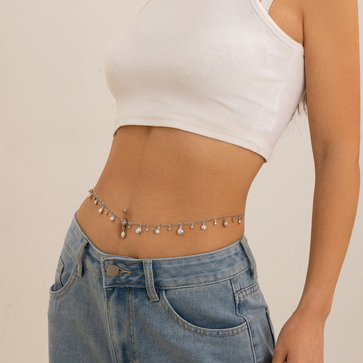 Butterfly-Shaped Rhinestone Belly Chain for Women with Alloy Pendant and Minimalist Chain Design