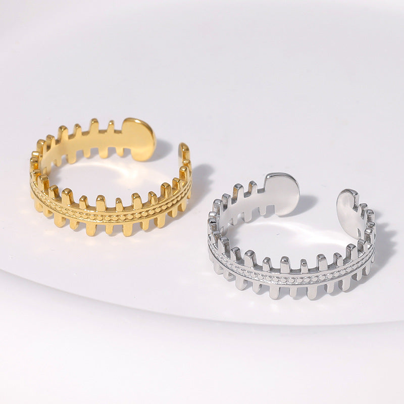 Anillo Abierto Minimalista Geométrico de Acero de Titanio con Baño de Oro para Mujer