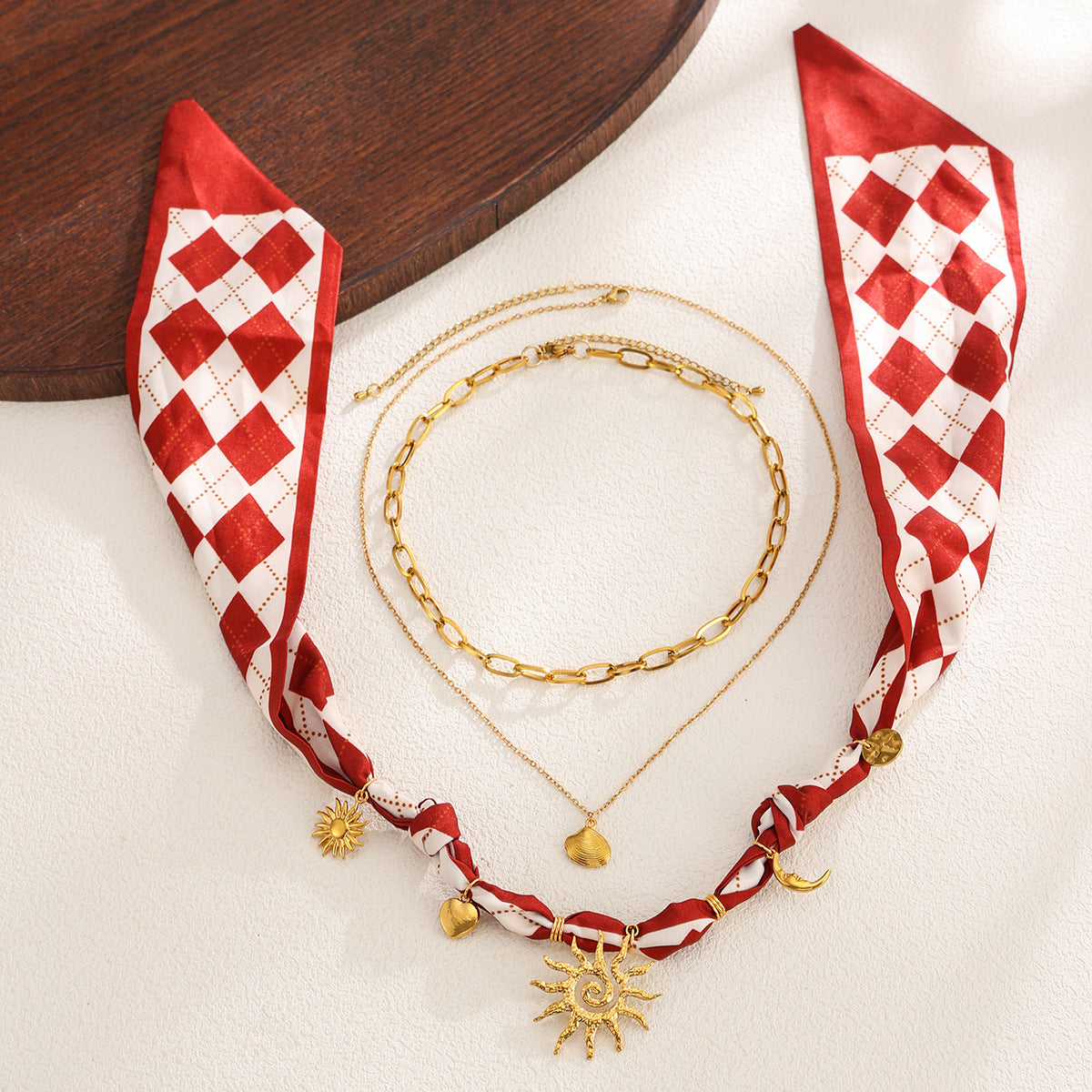 Casual Stainless Steel PVD Animal Shell Starfish Pendant Necklace for Women