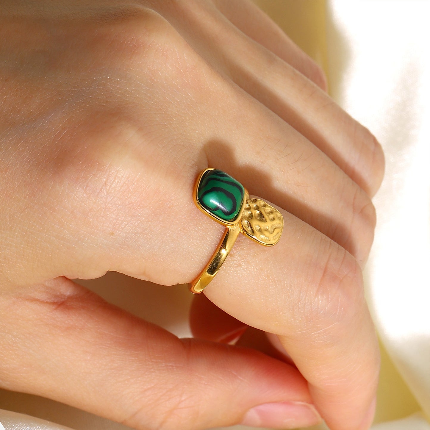 Vintage Minimalist 18K Gold Plated Green Natural Stone Open Ring for Women