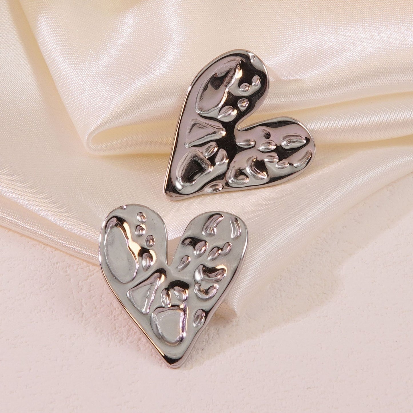 Minimalist Heart Shaped Stainless Steel Stamped Earrings for Women