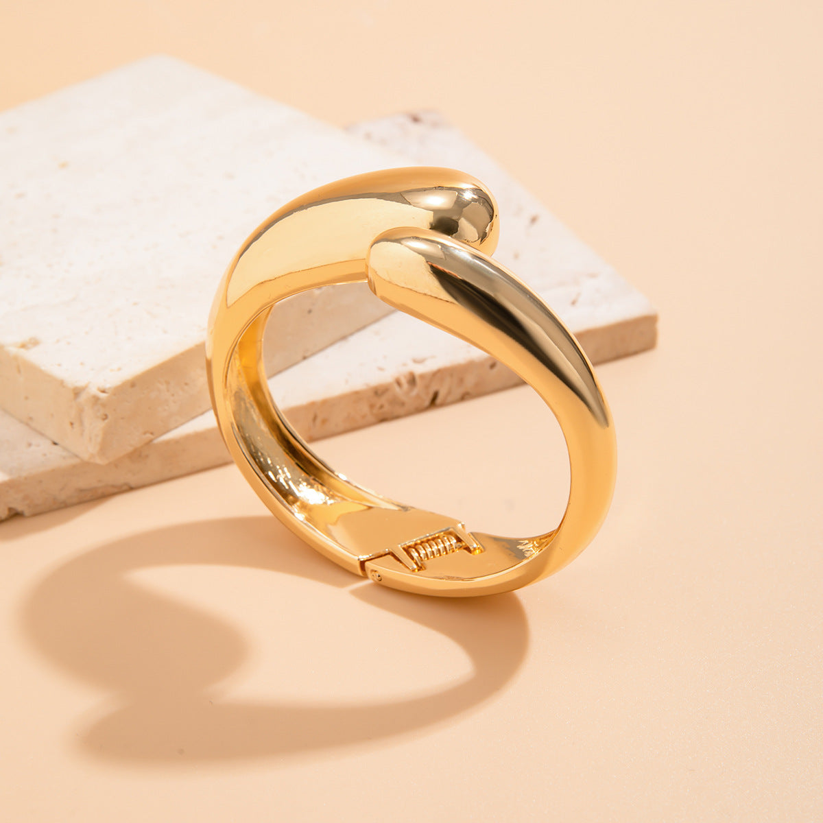 Geometric Zinc Alloy Plated Wide Cuff Bracelet Set