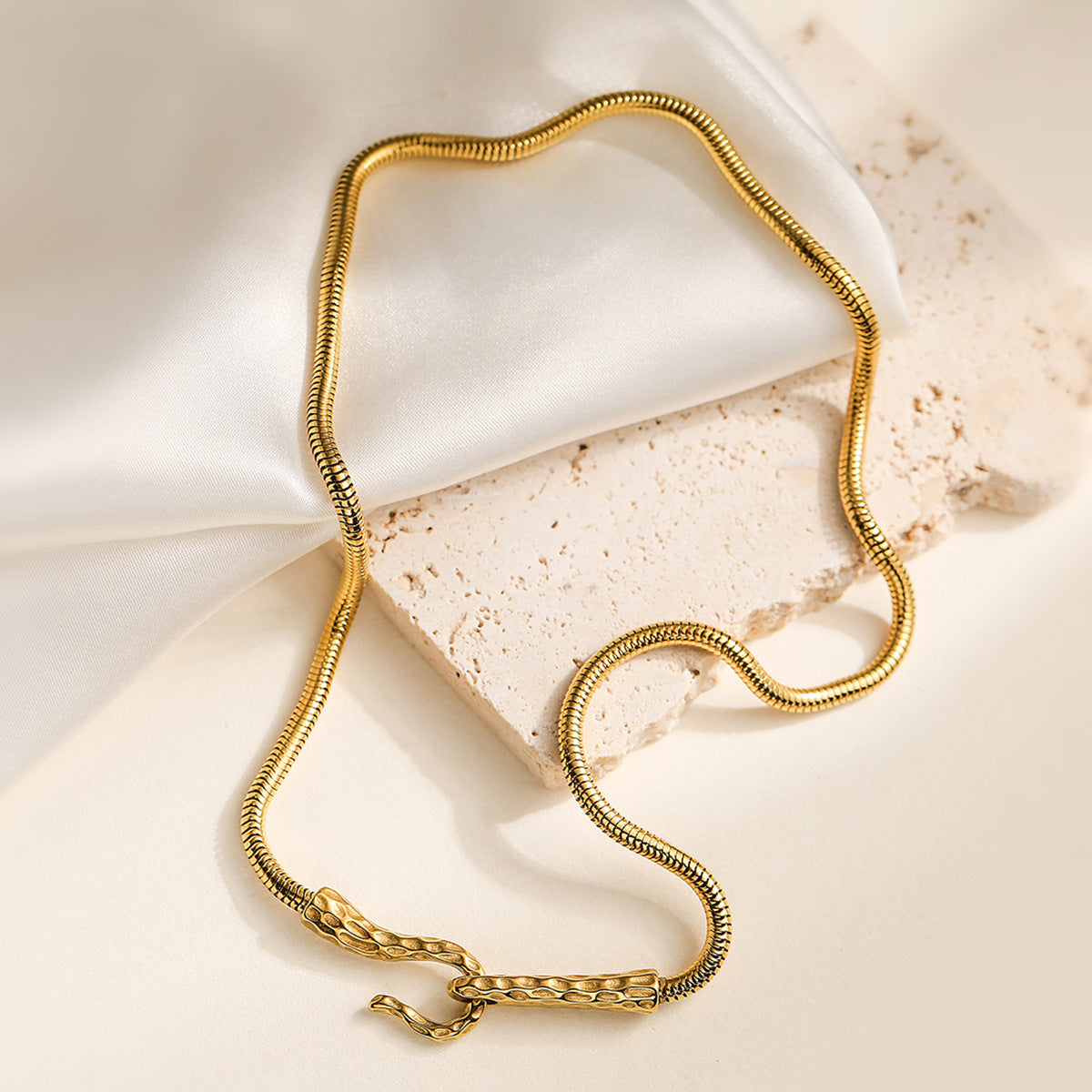 Minimalist Hip-hop Geometric Gold Plated Stainless Steel Necklace for Women