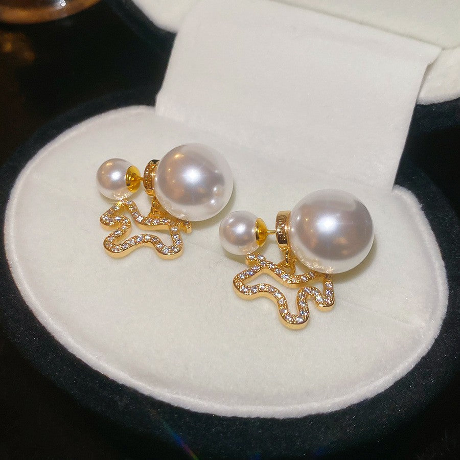 Orecchini da donna vintage eleganti a forma di stella geometrica con perle simulate e zirconi, perni in acciaio placcato
