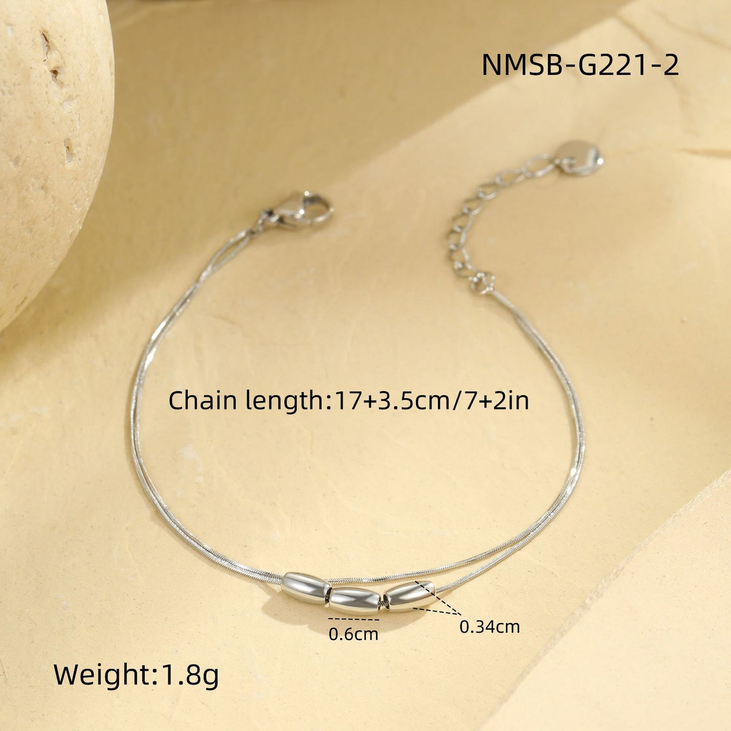 Collana pendente con perline geometriche in acciaio inossidabile stile minimalista da donna con finitura placcata e delicato design a doppia catena sulla clavicola