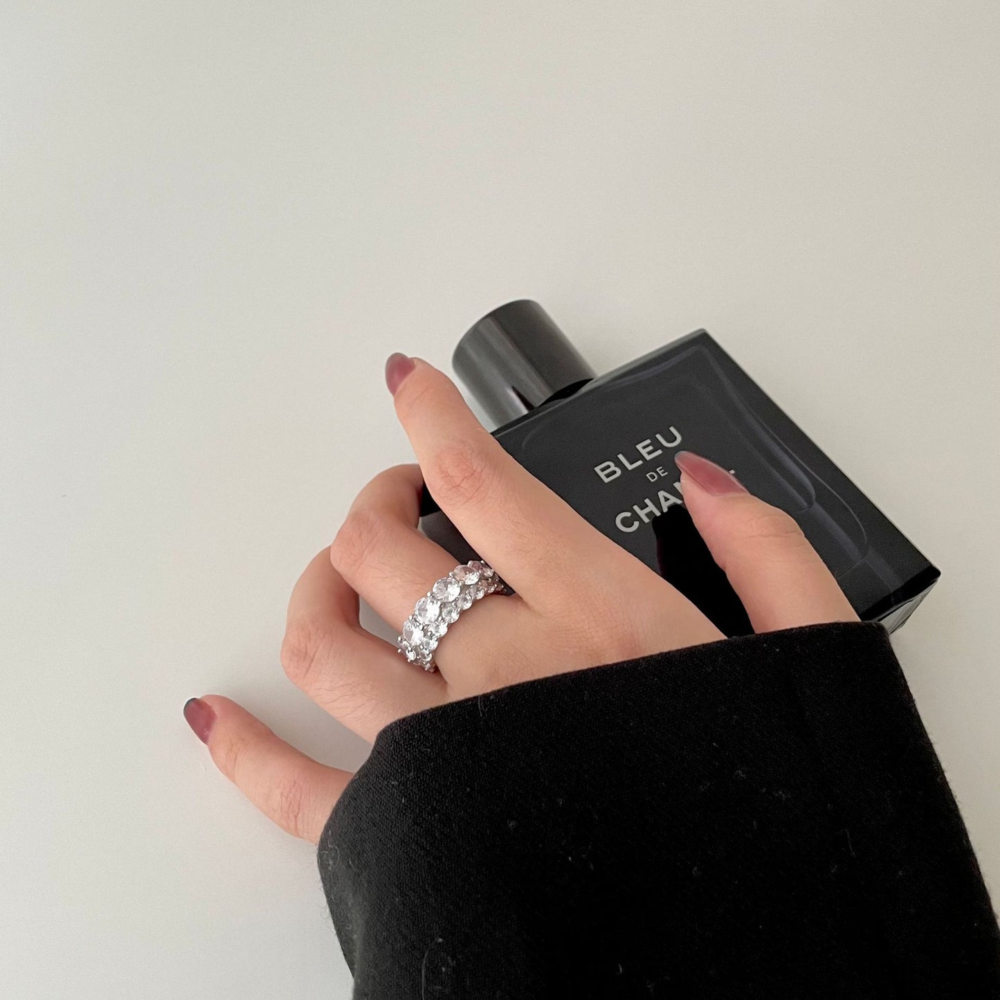 Minimalist Geometric S925 Sterling Silver Ring with Zircon Inlay and Plated Finish