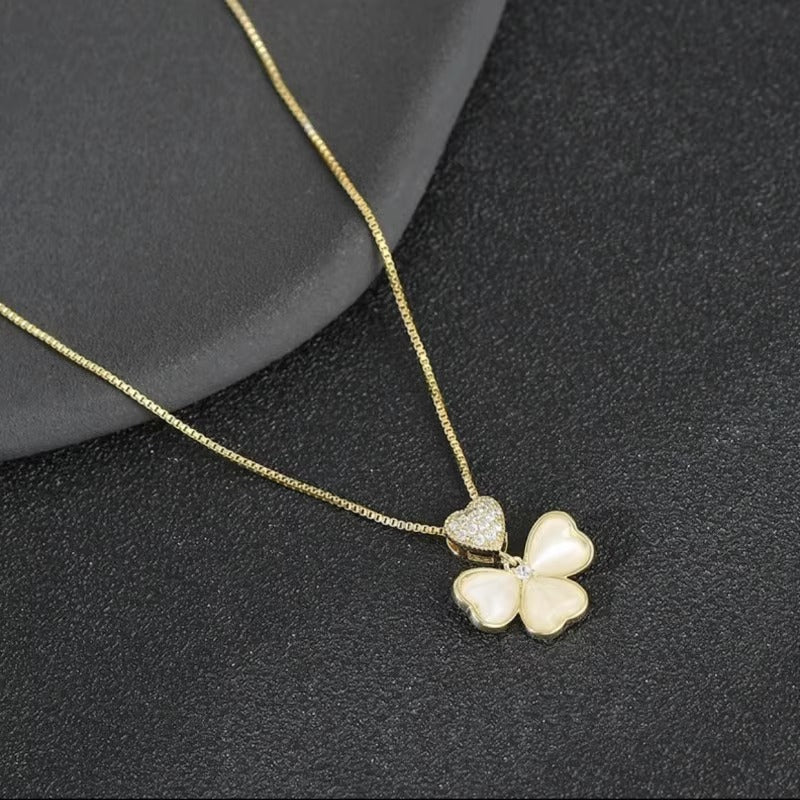 Collana Originale in Acciaio al Titanio a Forma di Trifoglio con Ciondolo in Pietra Occhio di Gatto su Catena ad O per Donne e Uomini