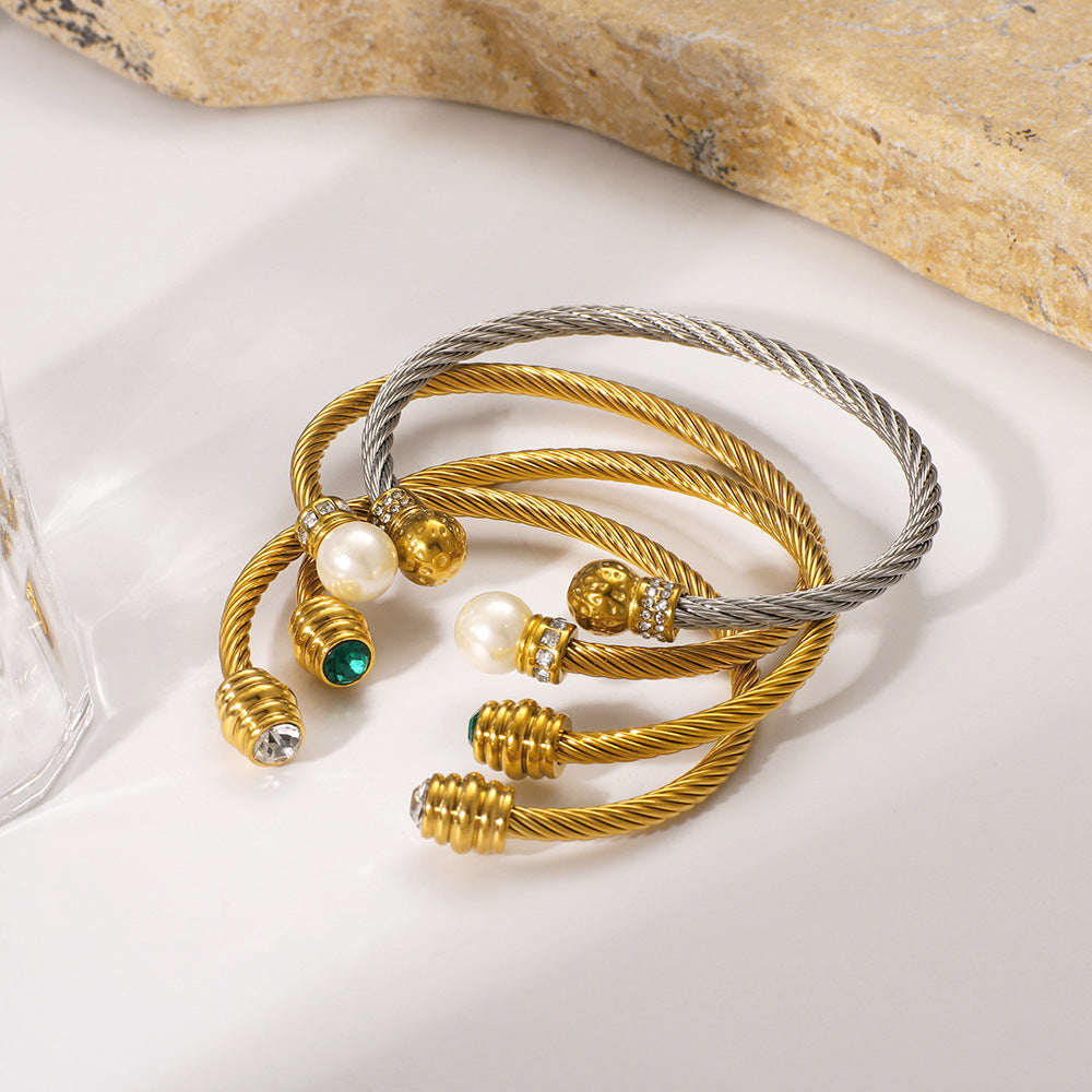 Bracciale da donna in acciaio inossidabile a polsino aperto, con accento di perle geometriche minimaliste e placcatura sottovuoto in titanio 18K