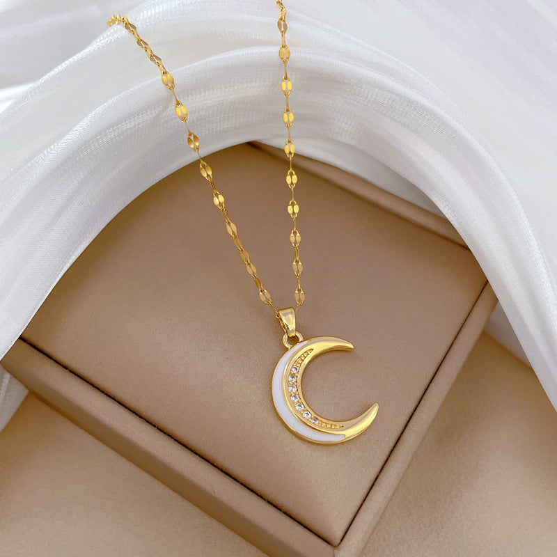 Luxury Titanium Steel Moon Pendant Necklace for Women and Men with Rhinestone Inlay Geometric Design Elegant Clavicle Chain