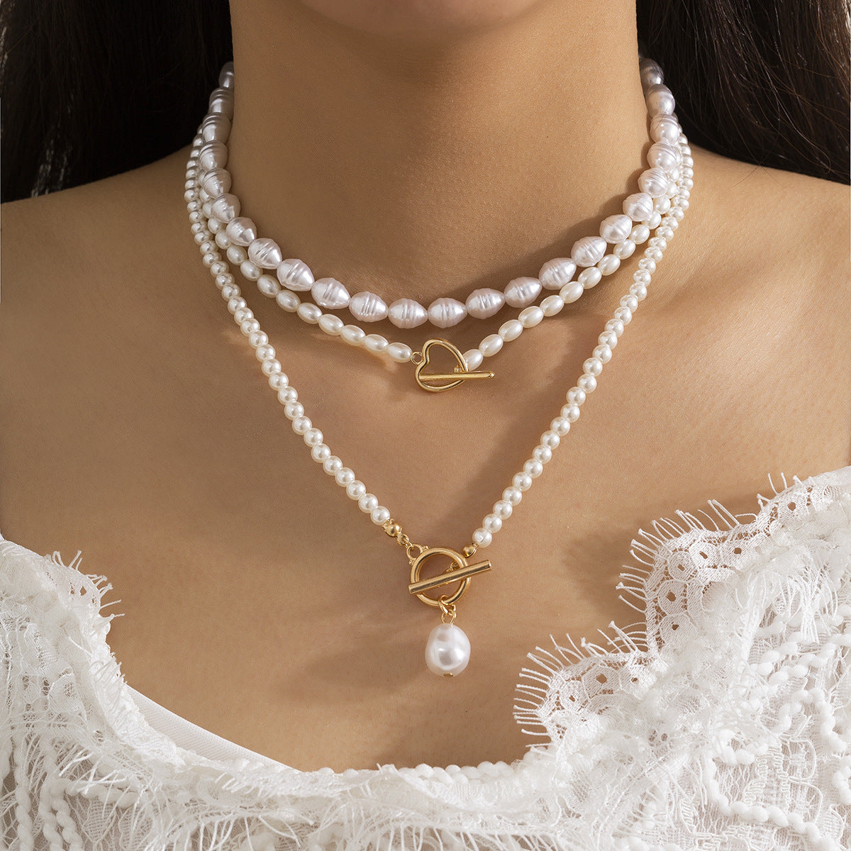 French Vintage Style Heart-Shaped Multi-Layer Imitation Pearl Necklace with Rhinestone Accents and Pearl Chain for Women