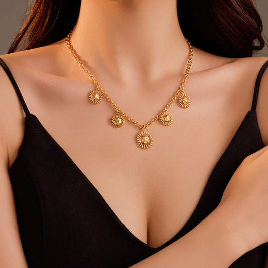 Fashionable Sunflower Pendant Necklace for Women in Stainless Steel with Plated Finish, Delicate Clavicle Chain