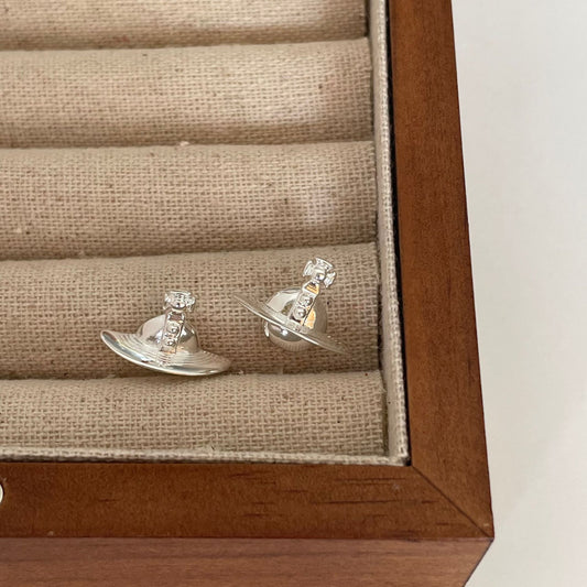 Pendientes minimalistas de tuerca con forma de Saturno para mujer de plata de ley 925 con acabado chapado