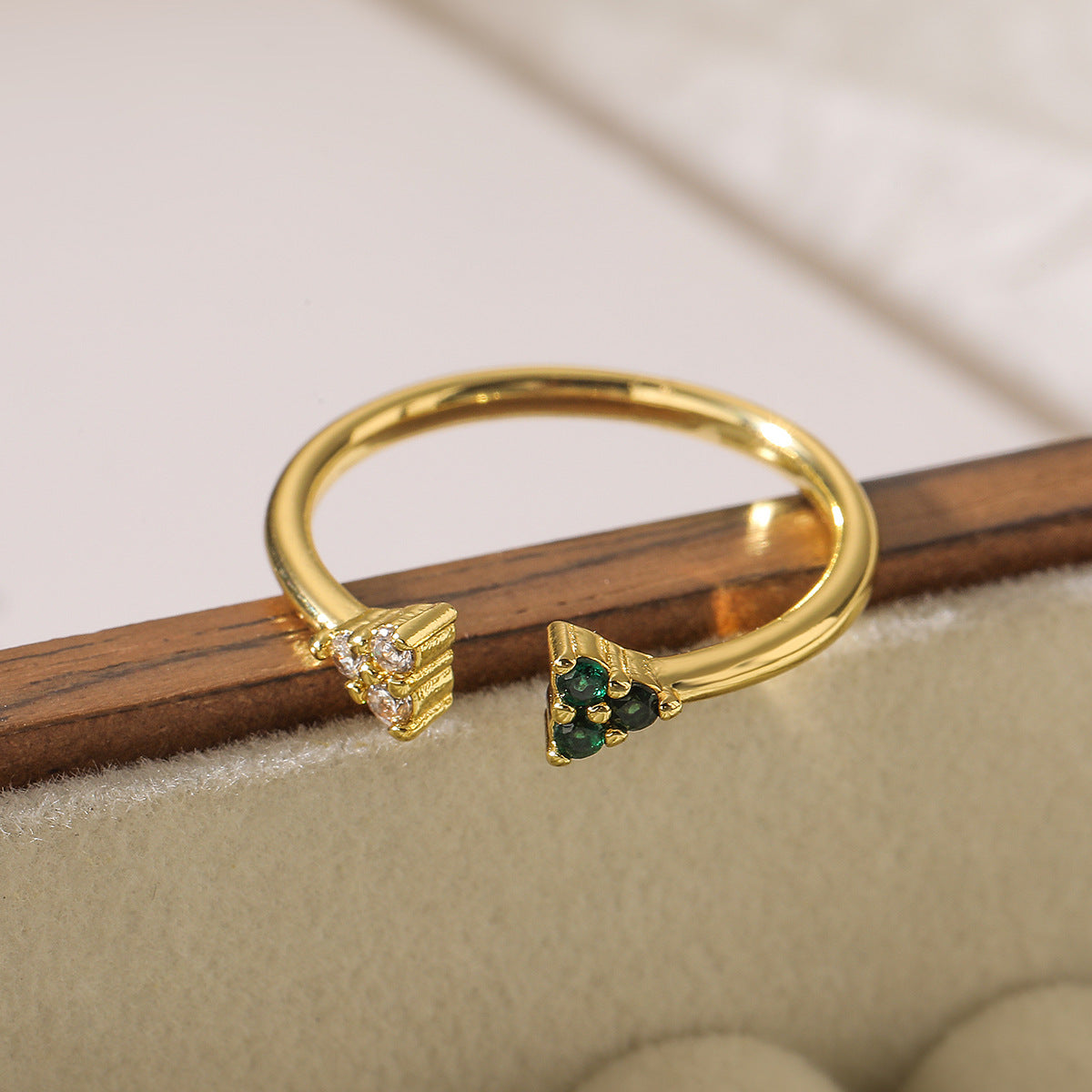 Minimalist Geometric Copper Ring with Real Gold Plating and Zircon Inlay for Women