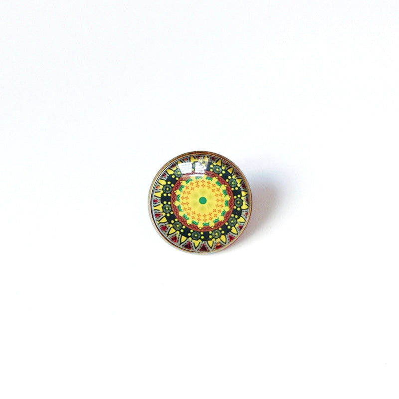 Broche floral vintage bohemio de mandala en latón con acabado chapado para mujeres y hombres